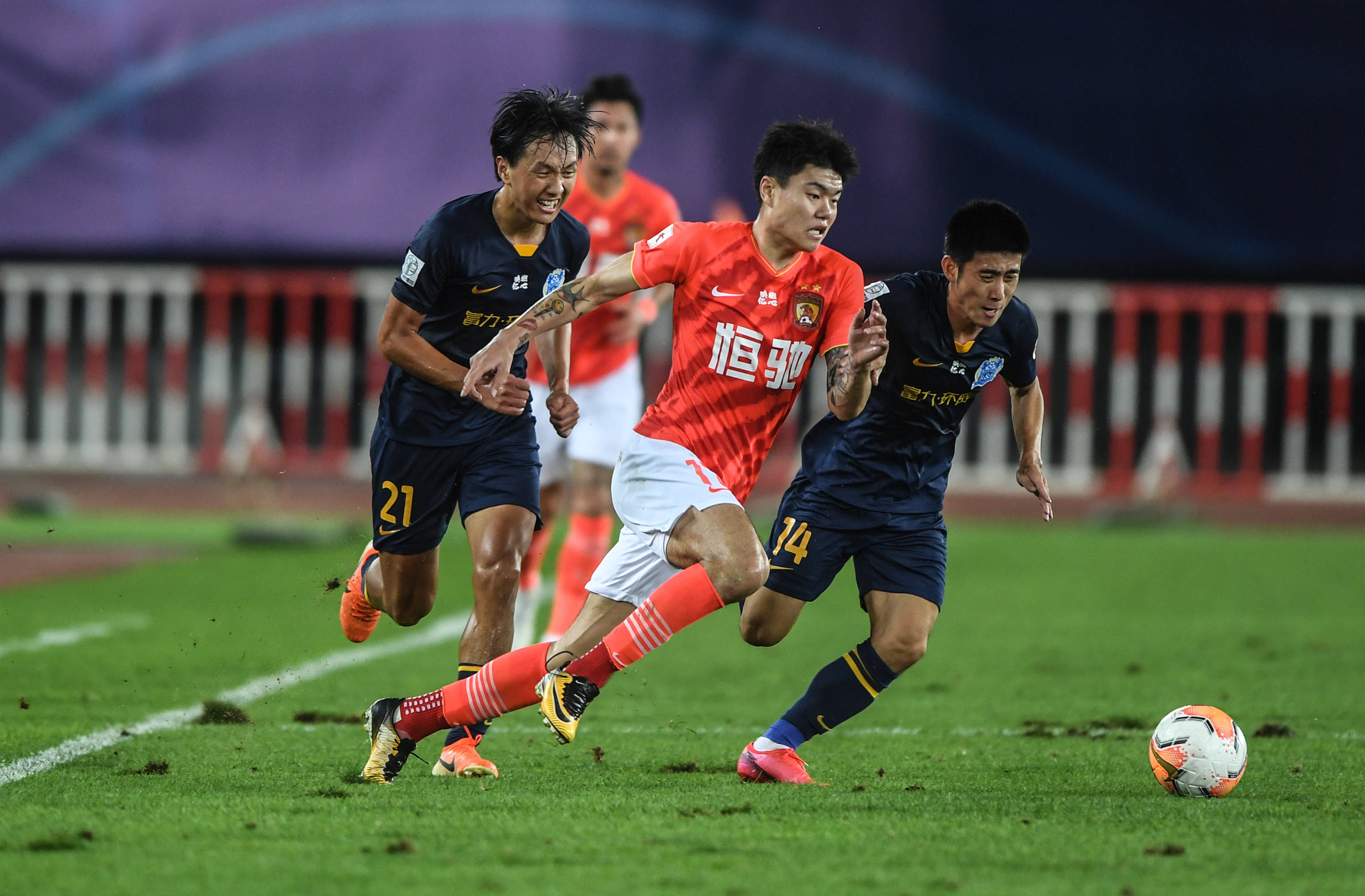 交流也备受 交流也备受