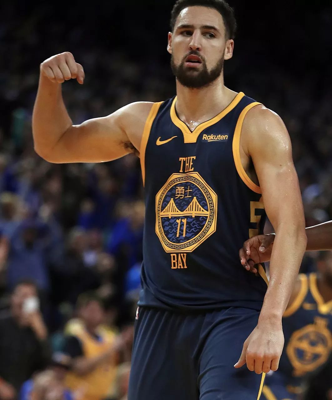 突然前冲 突然前冲